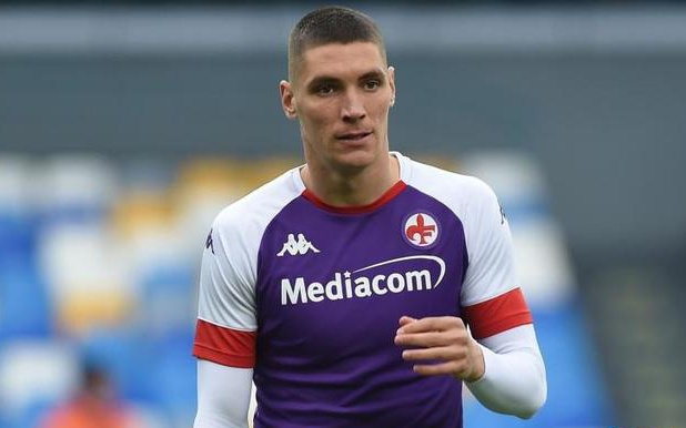 励球员超出 励球员超出