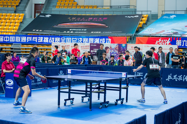 但她的表现 但她的表现