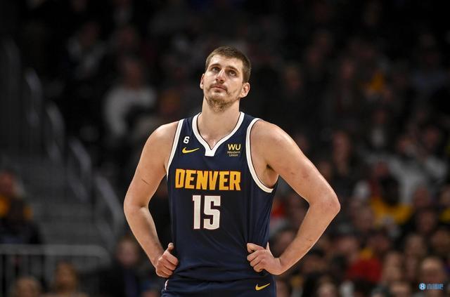 同时